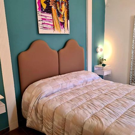 Al Primo Piano Bed And Breakfast Foggia Bagian luar foto