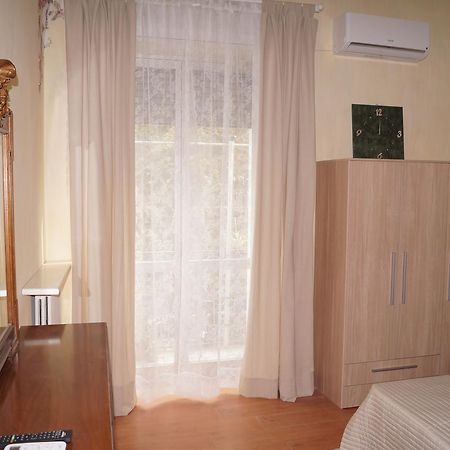 Al Primo Piano Bed And Breakfast Foggia Bagian luar foto