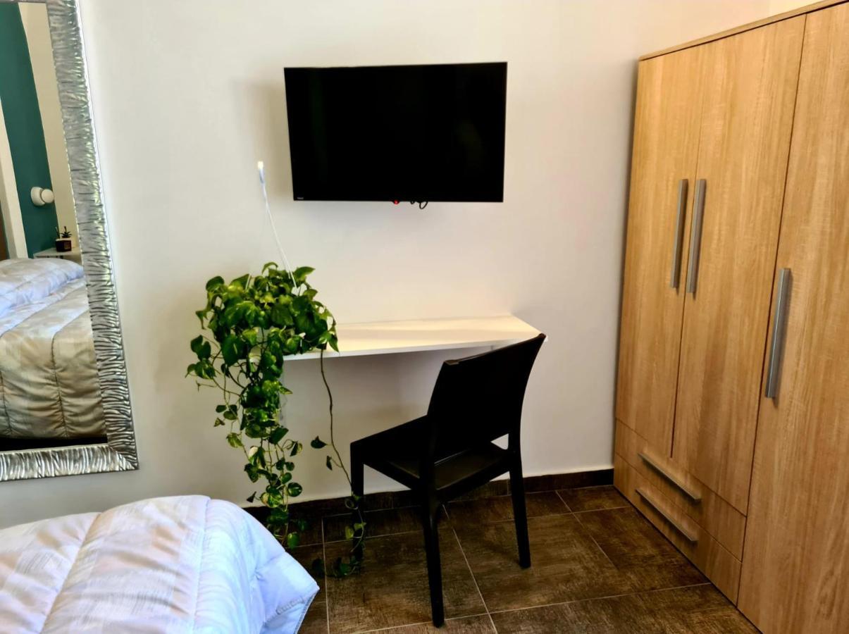 Al Primo Piano Bed And Breakfast Foggia Bagian luar foto